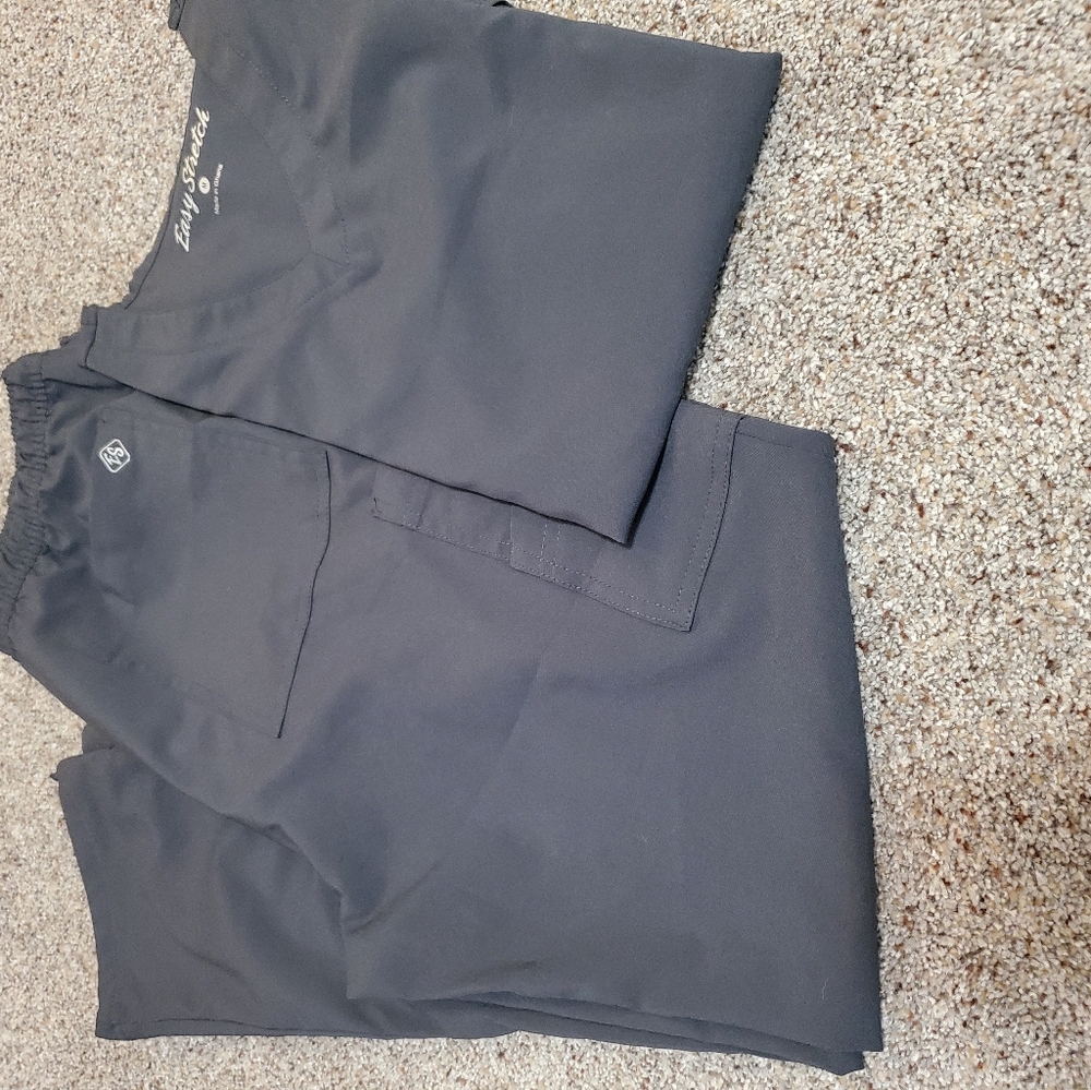 Uniform Advantage Scrubs